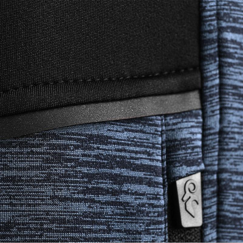 bleu-noir
